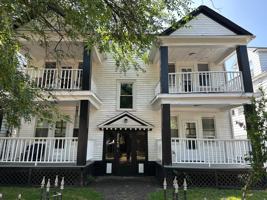 featured image of 2240 Murray Hill Rd