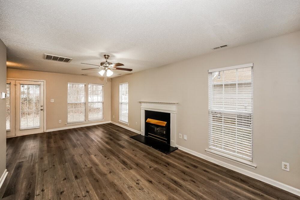 1854 Colin Creek Ln - Photo 7 of 17