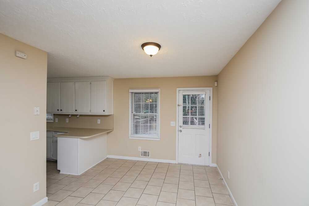 2739 Old Mill Pl - Photo 5 of 17