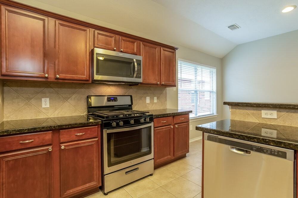 6731 Topsfield Point Dr - Photo 7 of 16