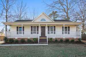 featured image of 3007 Brittany Dr