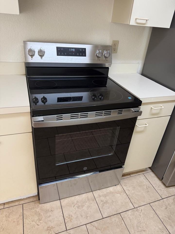 2550 2550 N. Alafaya TrailUnit 5204 #5204 - Photo 4 of 16