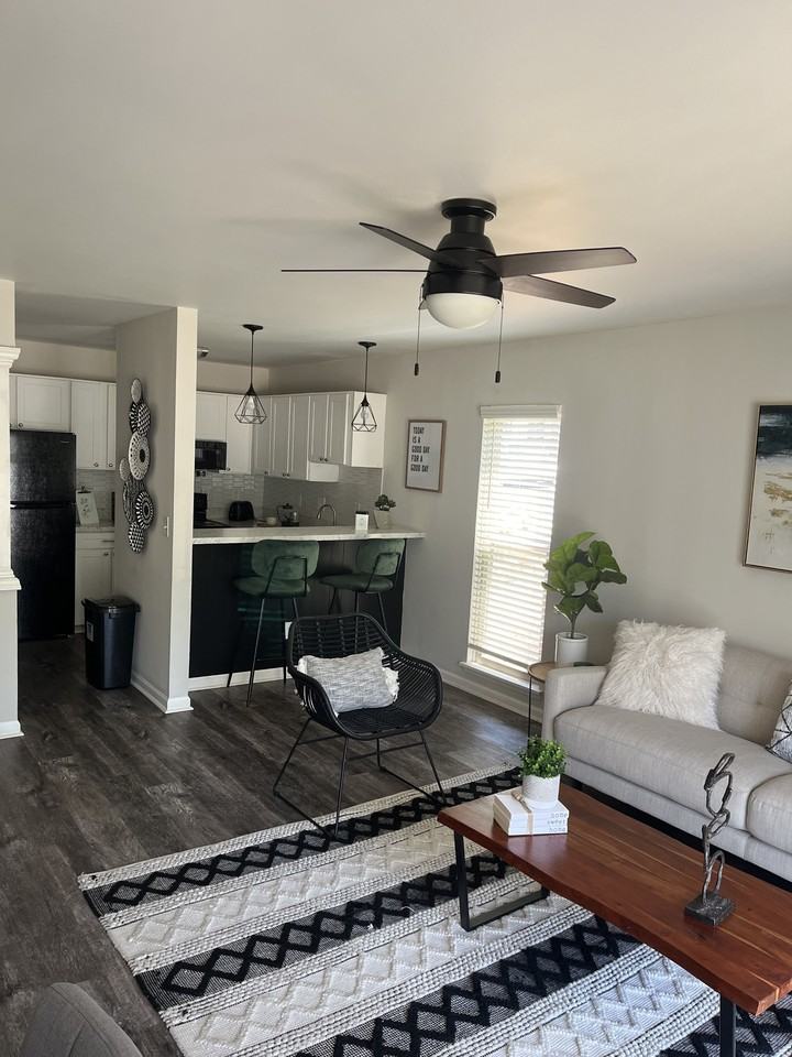 2217 Kilborne Dr #2217D - Photo 3 of 41