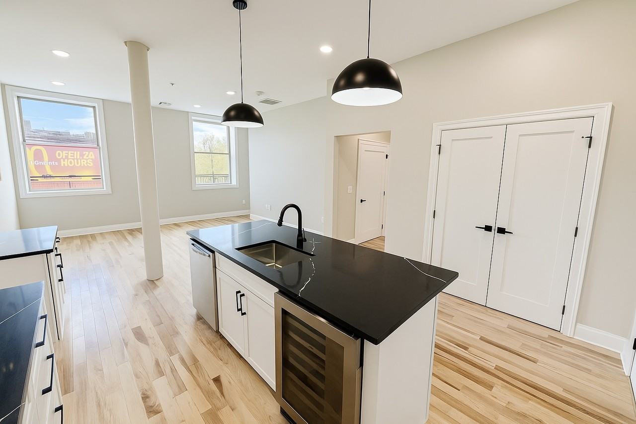 432 Lackawanna Ave #203 - Photo 2 of 7