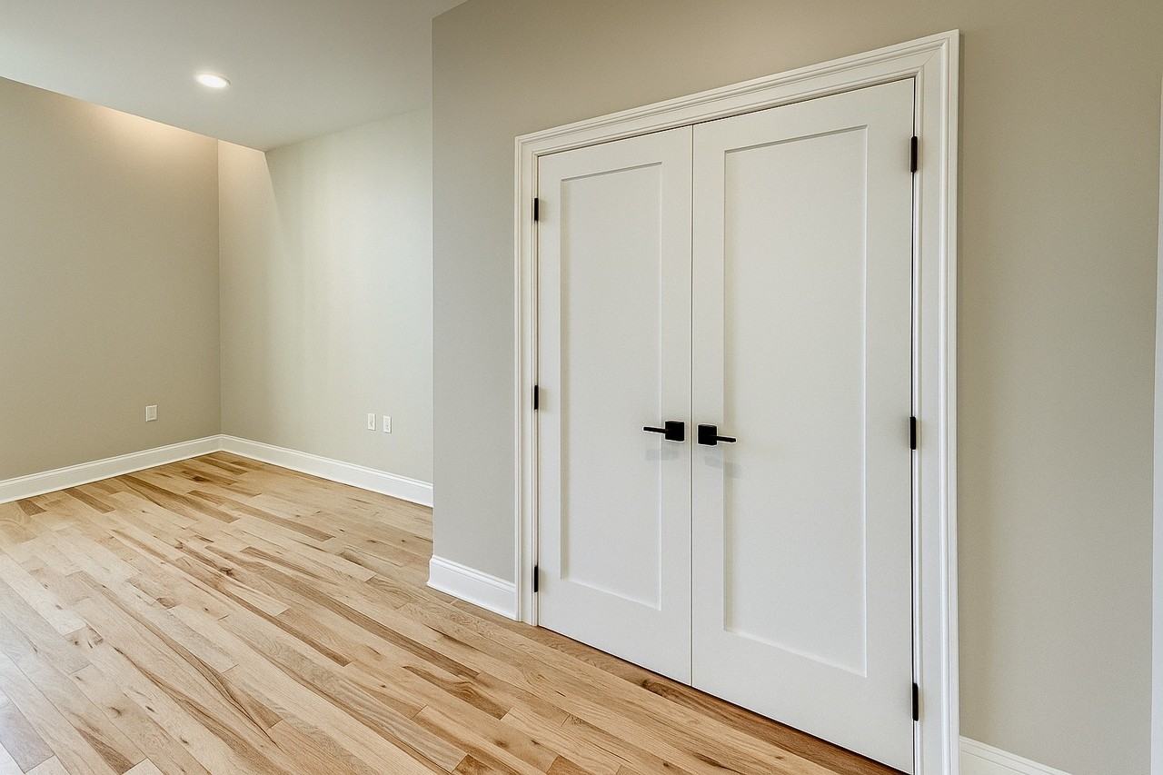 432 Lackawanna Ave #203 - Photo 6 of 7