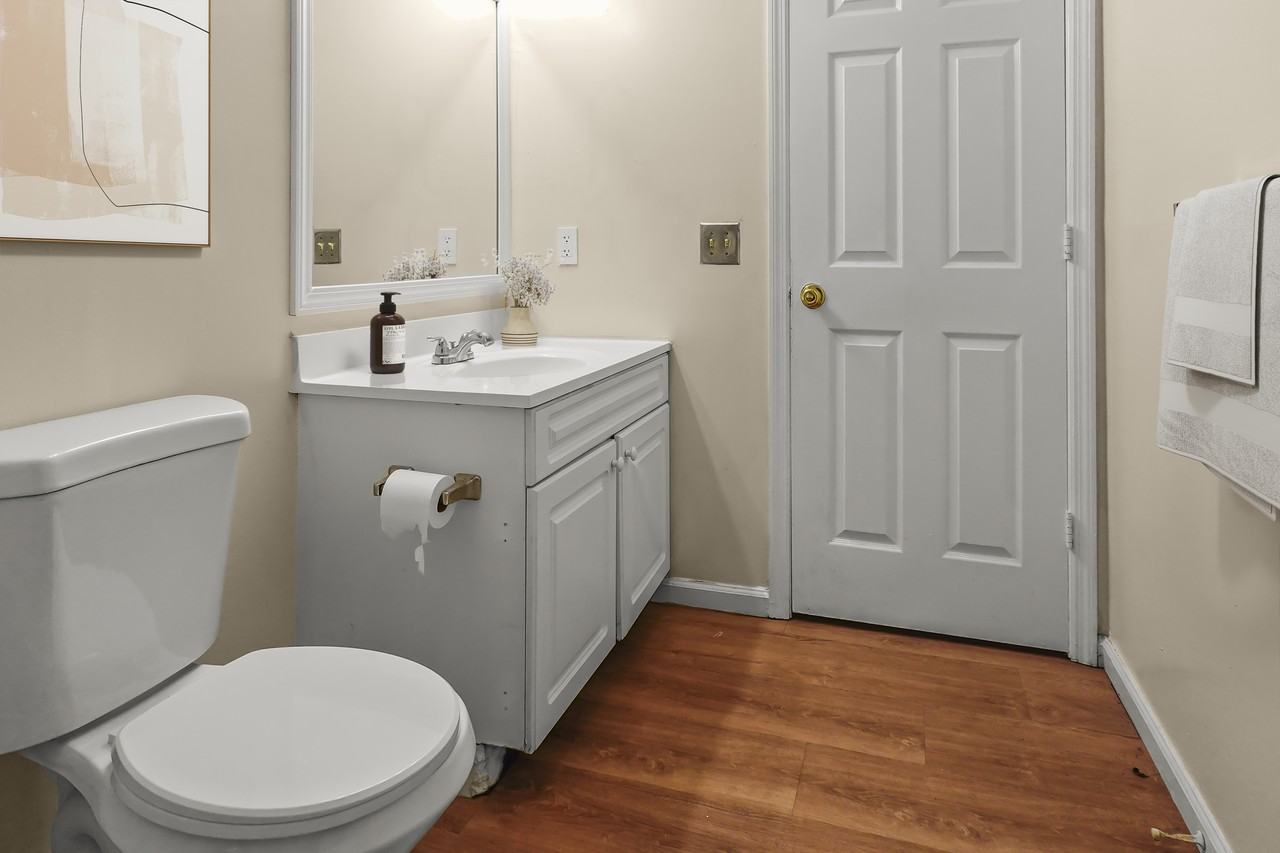 563 Mcchesney St #2 - Photo 2 of 2