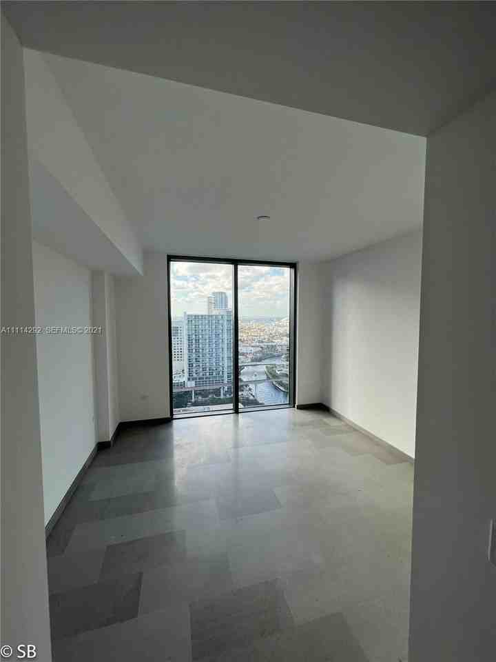 SE 5th St & SW Miami Avenue Rd - Photo 5 of 17