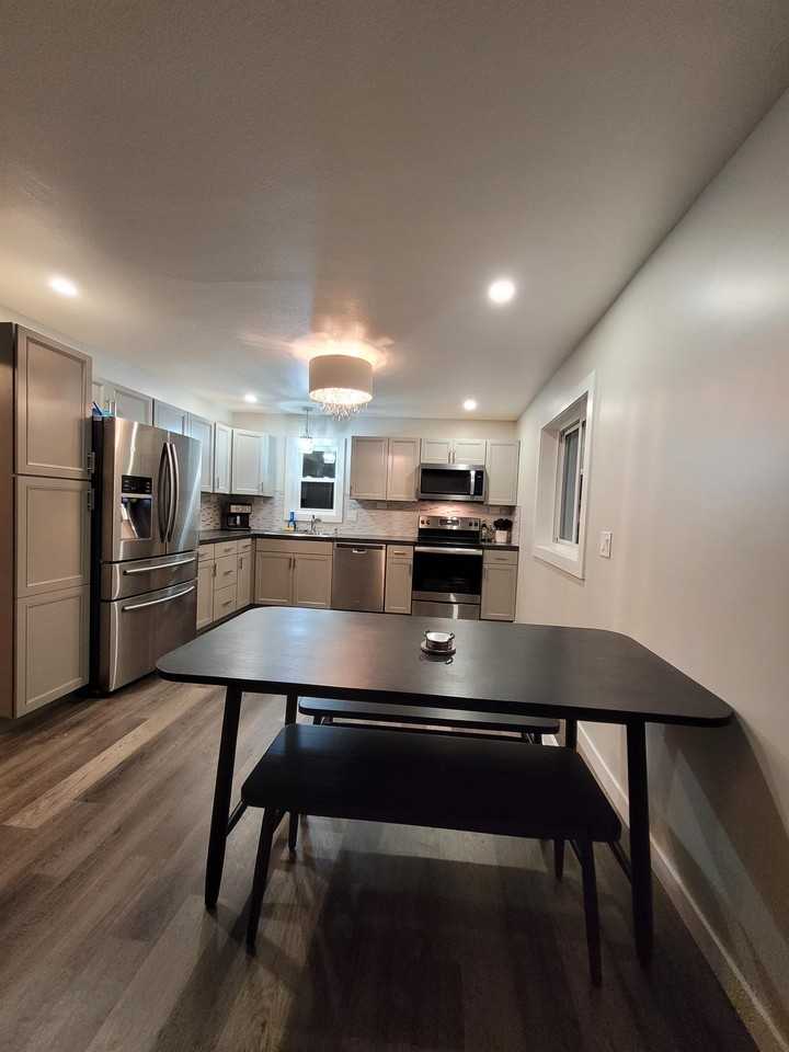 511 Hilltop Dr #201 - Photo 2 of 8