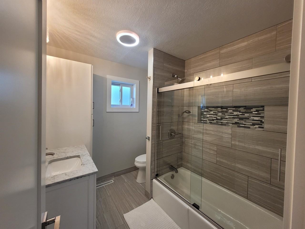 511 Hilltop Dr #201 - Photo 5 of 8