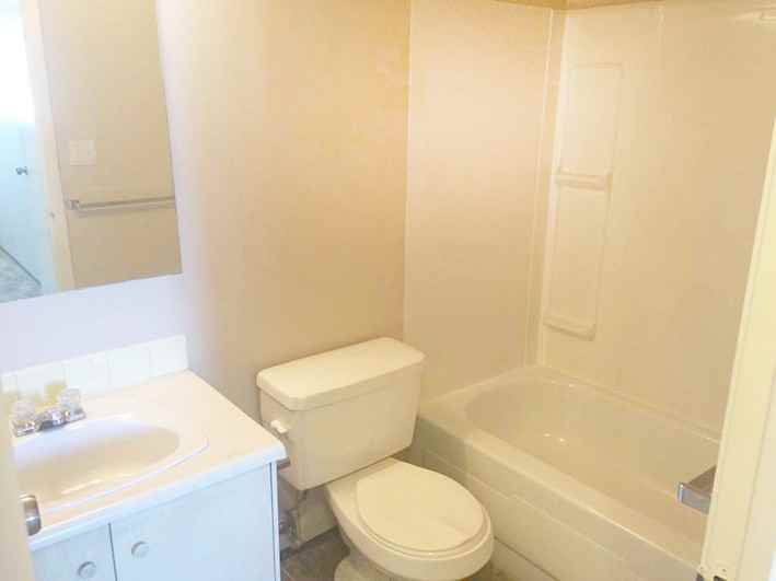 Robinson Mews - Photo 7 of 8