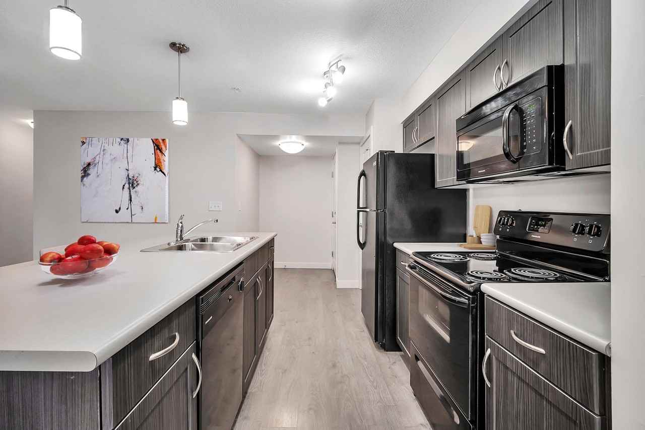 Pines Edge - Photo 2 of 9