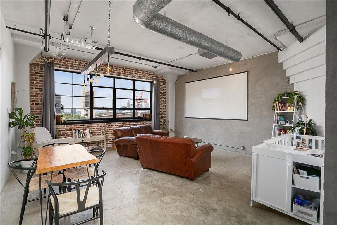 Marietta St NW & Ivan Allen Jr Blvd NW - Photo 3 of 12