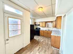 427 2nd St #1 - Photo 1 of 1