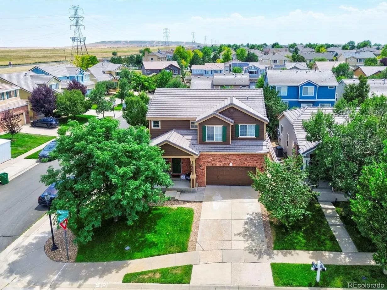 24798 E Wyoming Pl - Photo 5 of 35