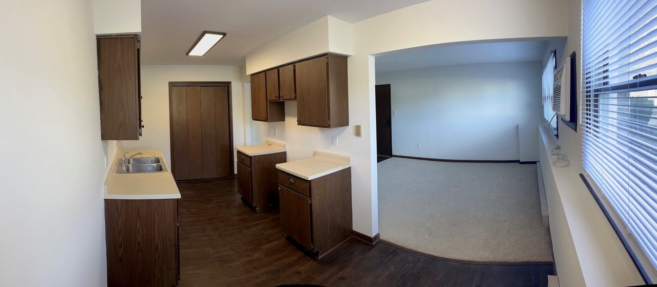 406 W Saint Marys St #3 - Photo 2 of 8