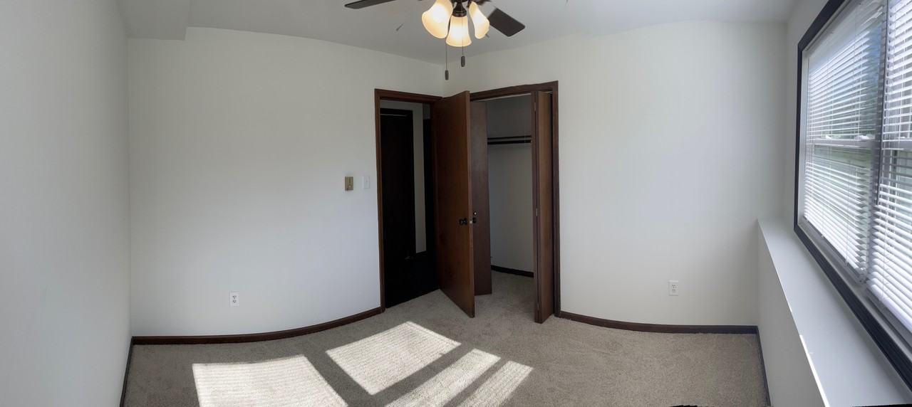 406 W Saint Marys St #3 - Photo 6 of 8