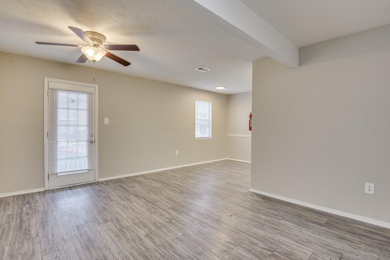 2573 Tobacco Rd #2573C - Photo 5 of 22