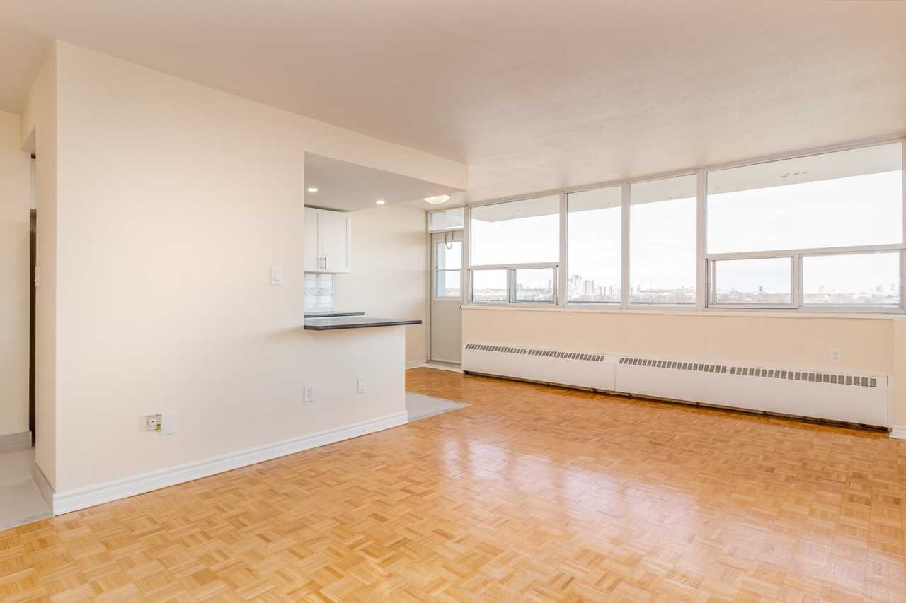 45 Oakmount Rd - Photo 6 of 35