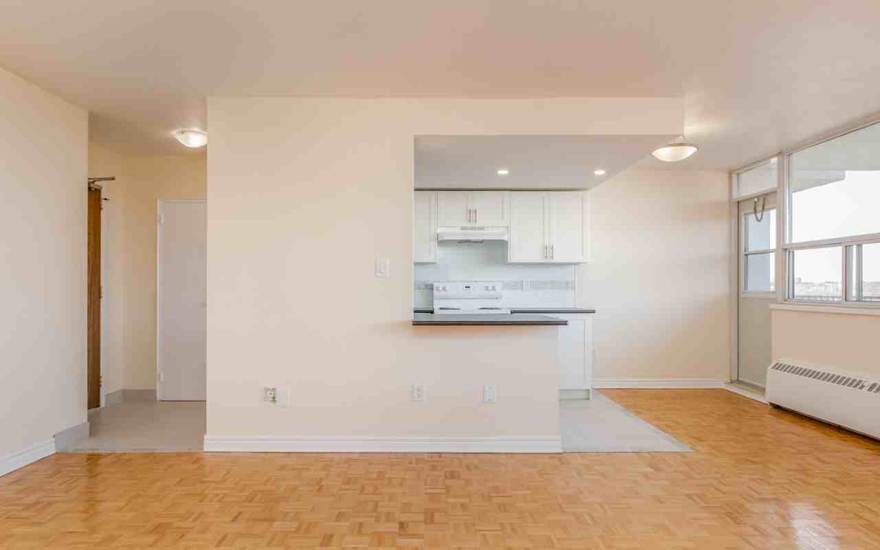 45 Oakmount Rd - Photo 7 of 35