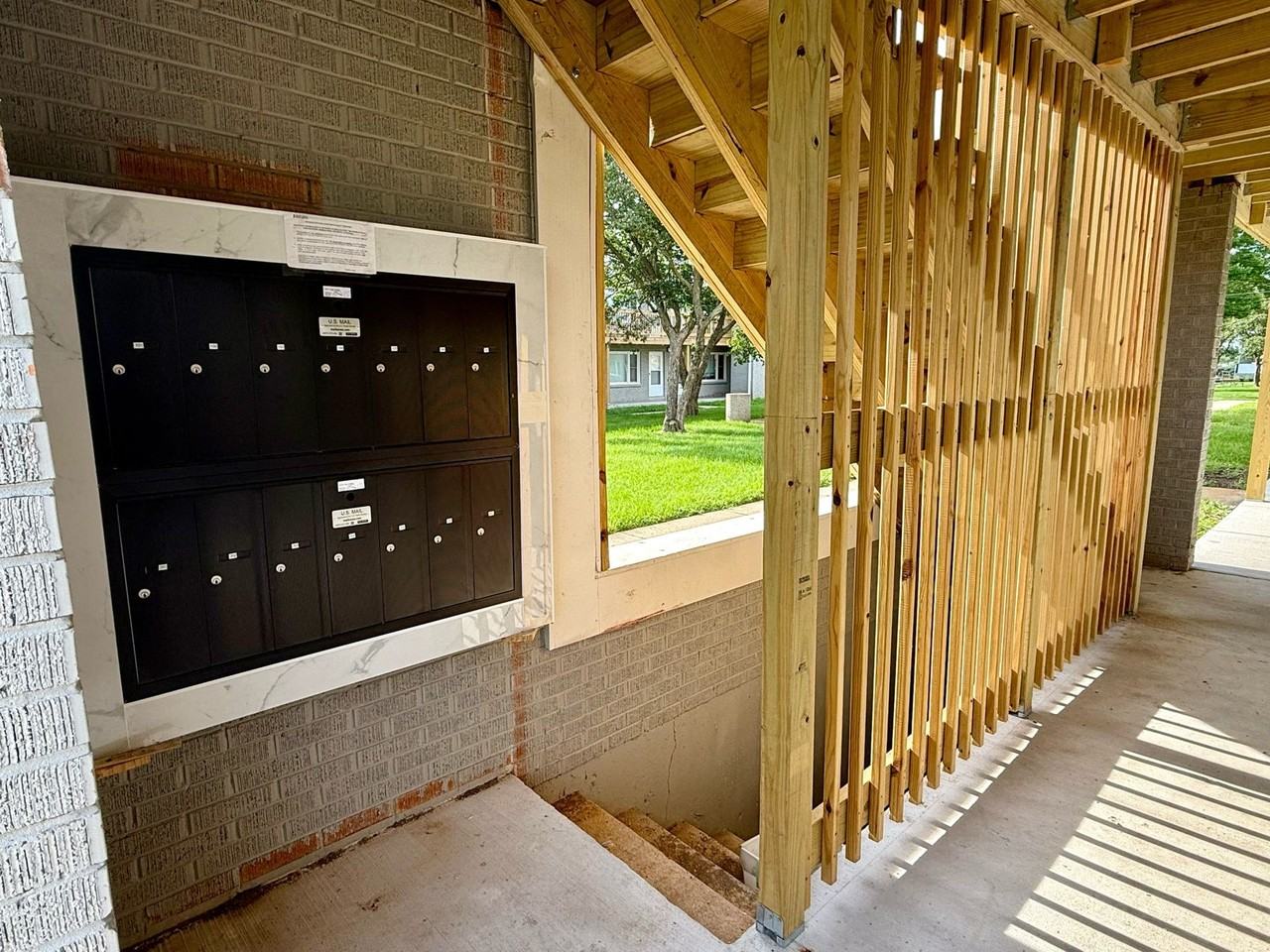 Harrison Beach Apartments - Photo 4 of 50