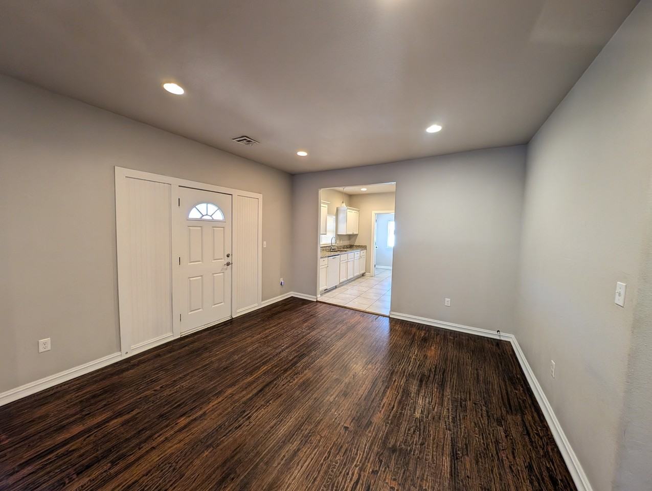 2235 E 10th St #1 - Photo 4 of 13