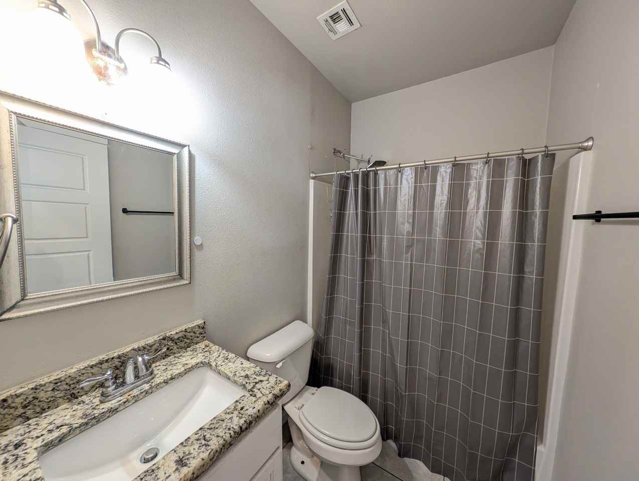 2235 E 10th St #1 - Photo 6 of 13