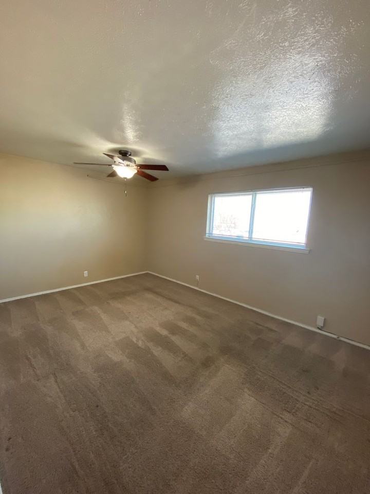Enclave Apartments - Photo 7 of 8