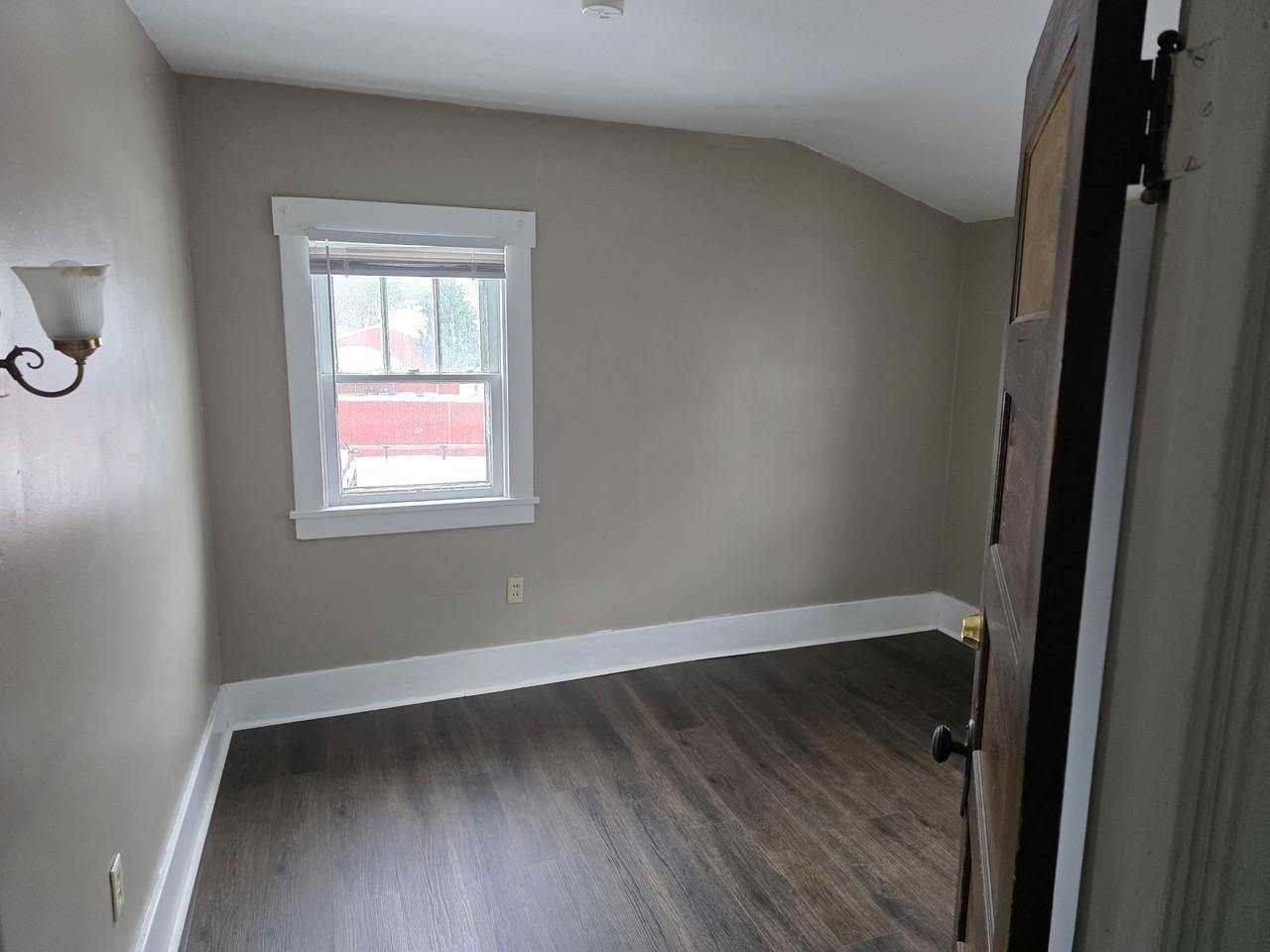 429 S 6th St #1 - Photo 7 of 12