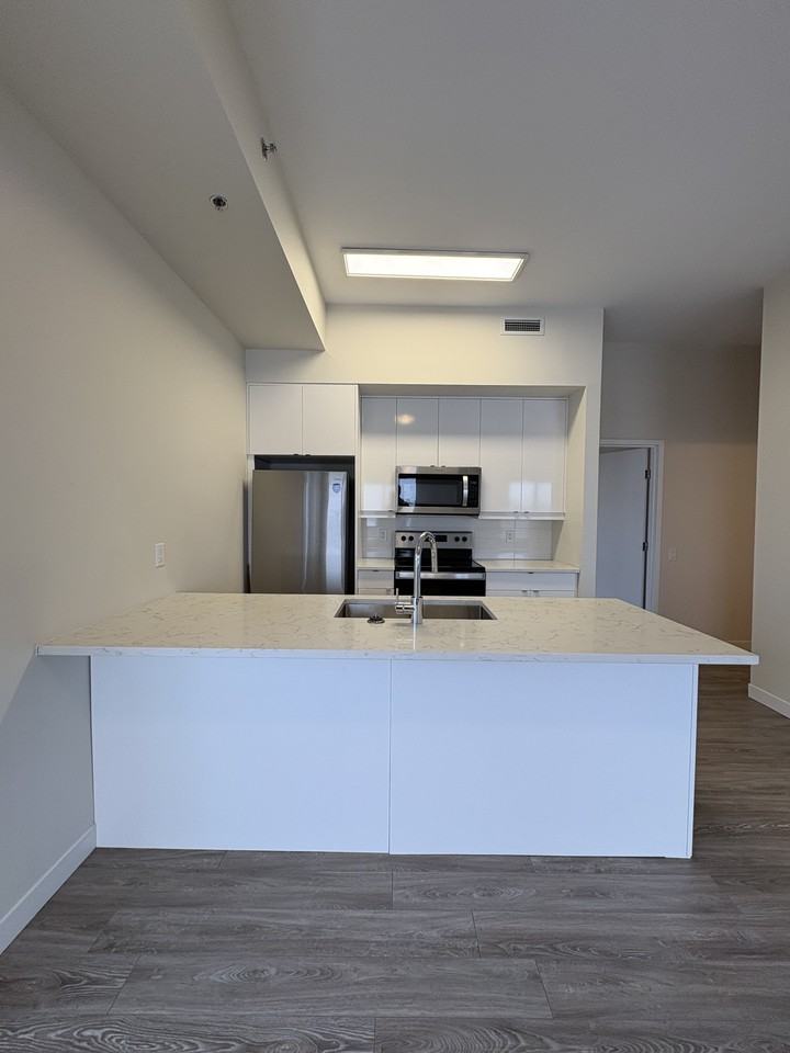 50 Philip Lee Drive 418 - Photo 5 of 14