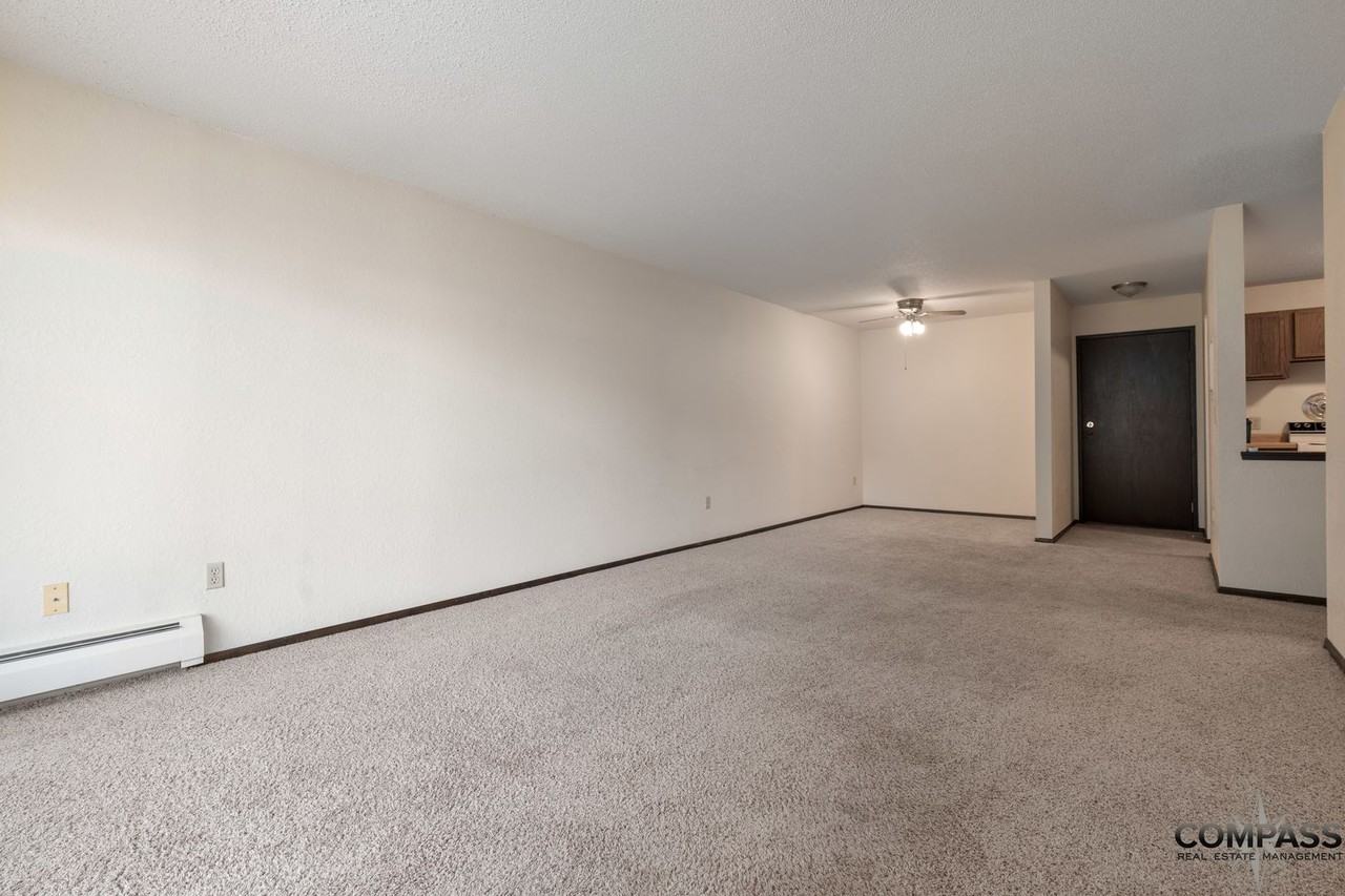 2215 - Westwinds Apartments - Photo 6 of 32