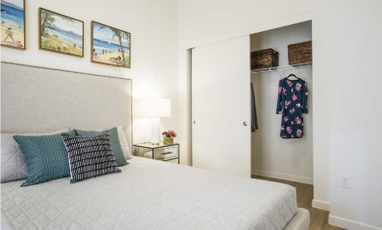 11 Marché Apartments - Photo 5 of 50