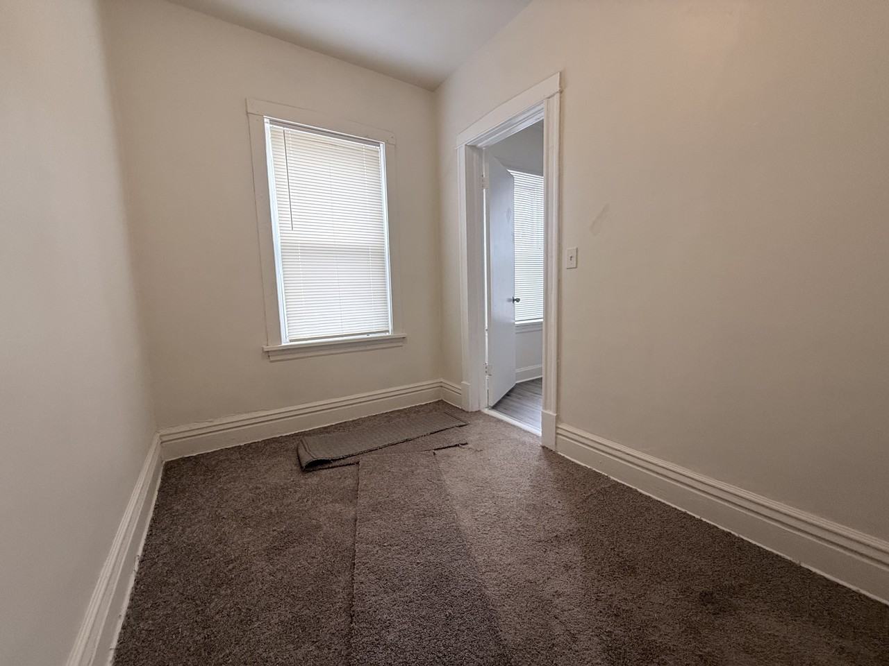 4612 S Paulina St #2 - Photo 5 of 11