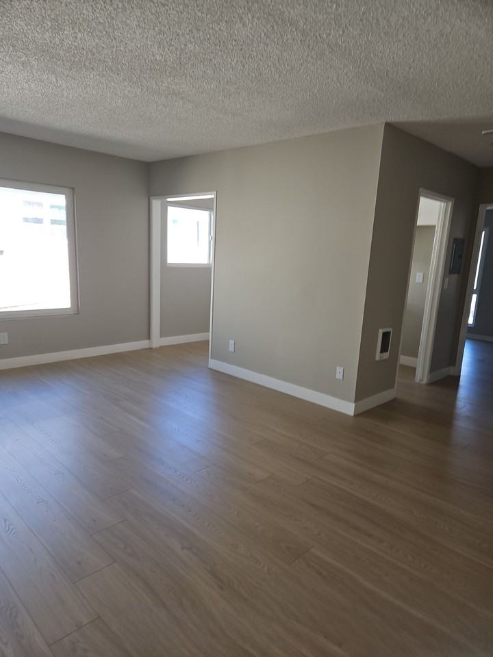 8629 Willis Ave #19 - Photo 3 of 12