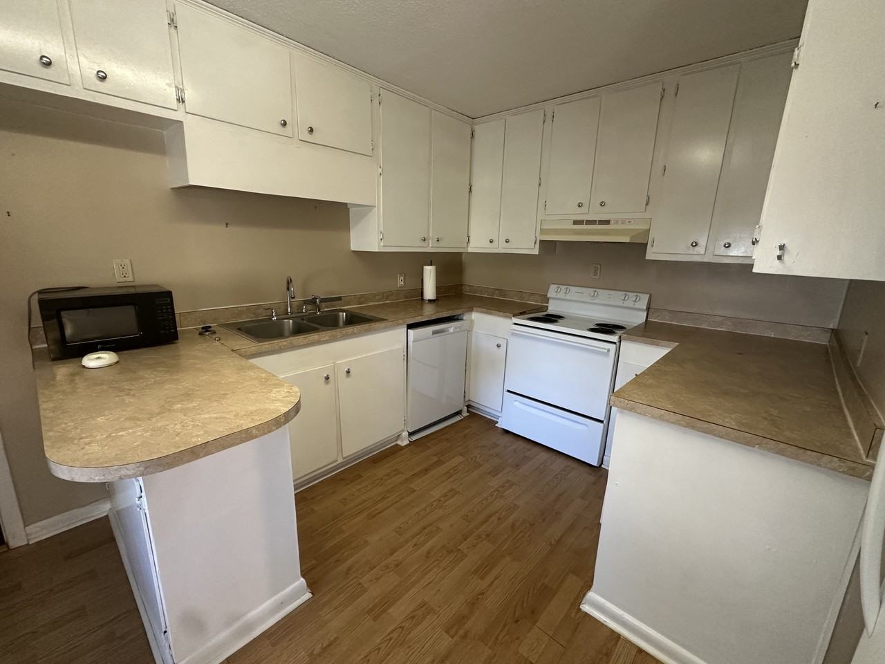 17 Pump St #1 - Photo 3 of 11