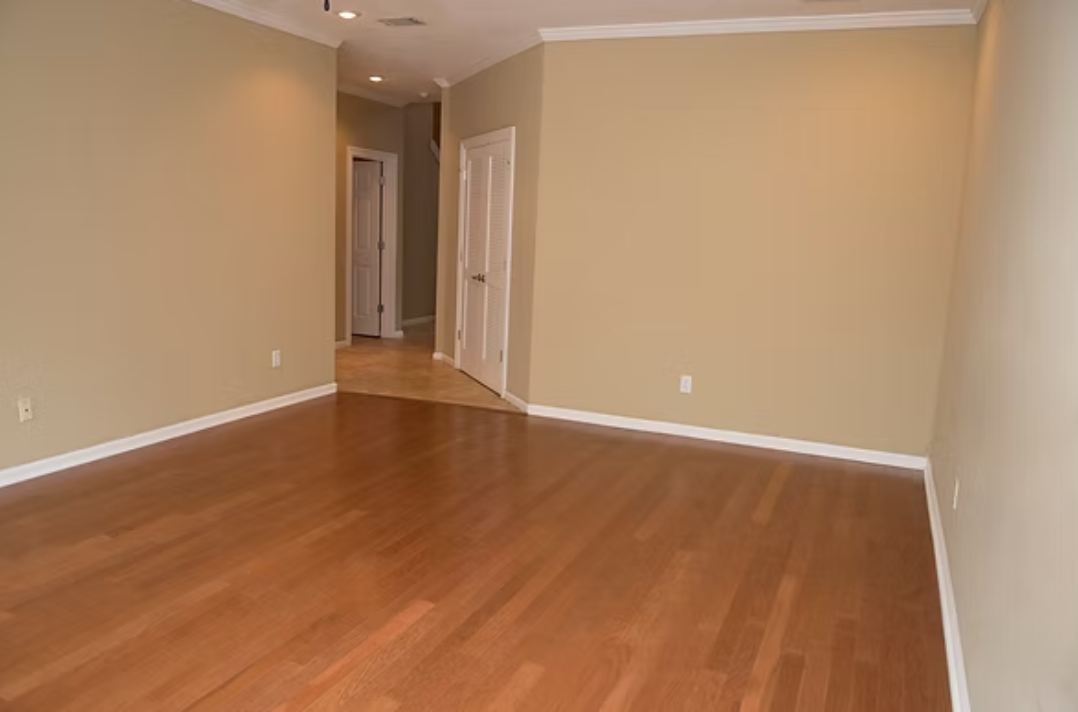 1712 Springhill Pl #1712D - Photo 2 of 6