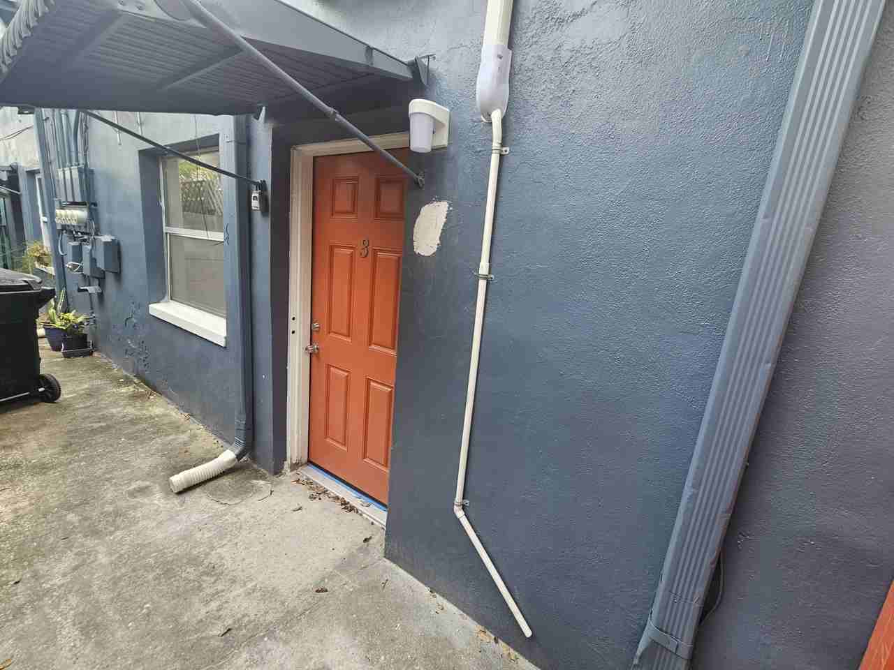 655 7th Ave N #3 - Photo 3 of 16