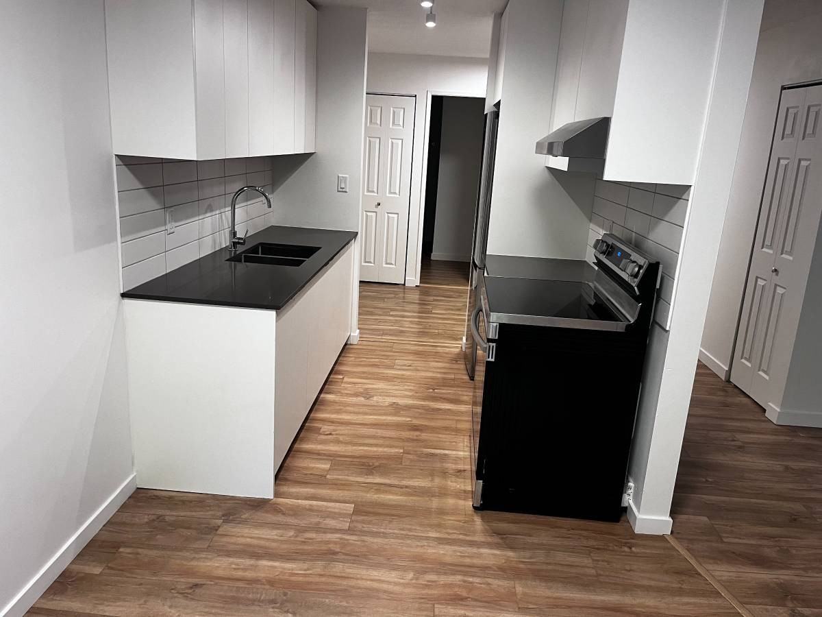 1320 King Albert Ave #202