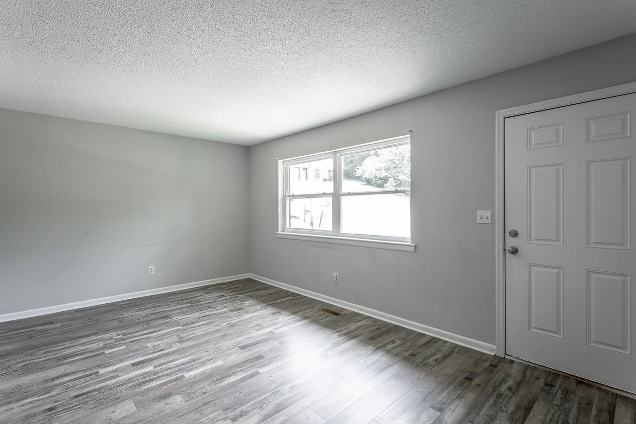 603 Mountain Trl #B - Photo 7 of 35