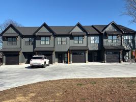 featured image of 211 S Porter St