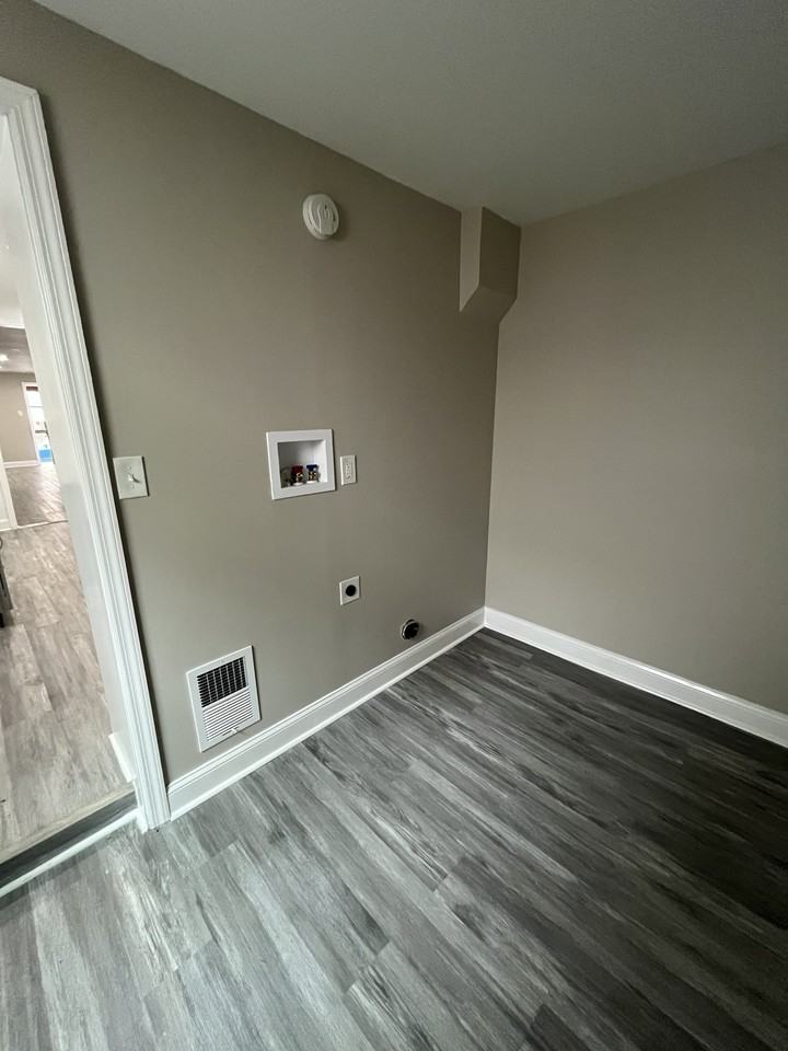 1006 Potter St #1 - Photo 6 of 14