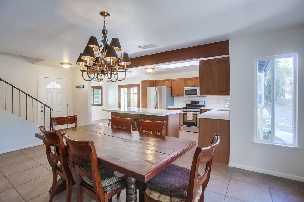 543 Edna Way #1 - Photo 5 of 43