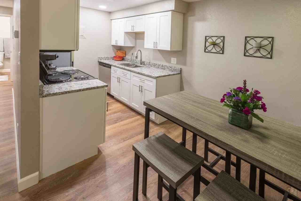 La Fonda Apartments - Photo 2 of 21