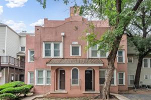 featured image of 904 W 21st St