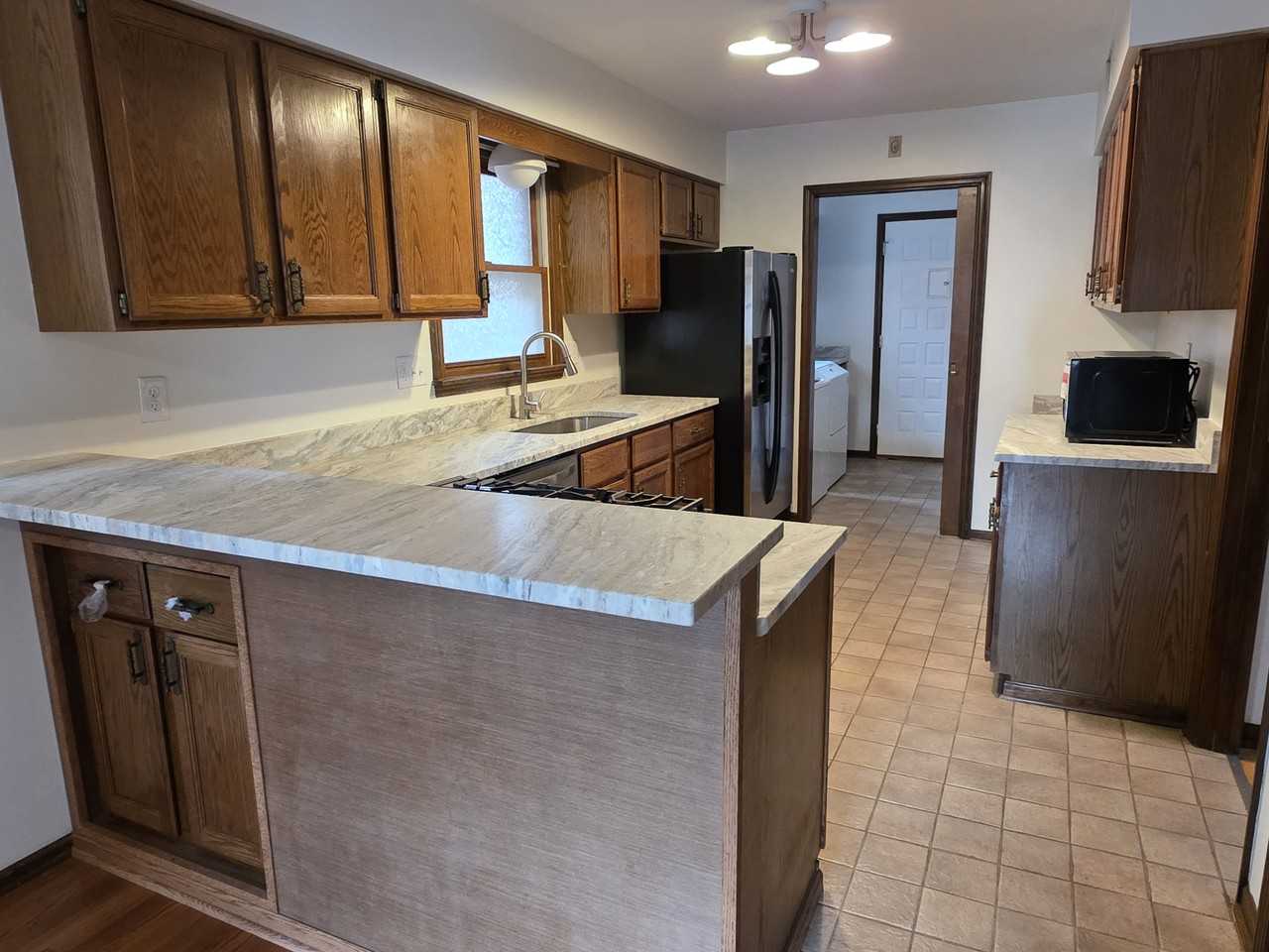 28 E Jeffrey Pl #1 - Photo 5 of 11