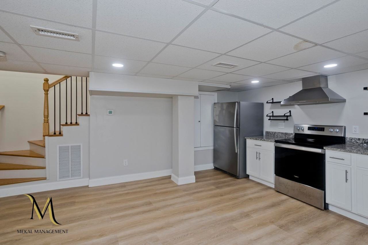 78 Elm St - Photo 4 of 29