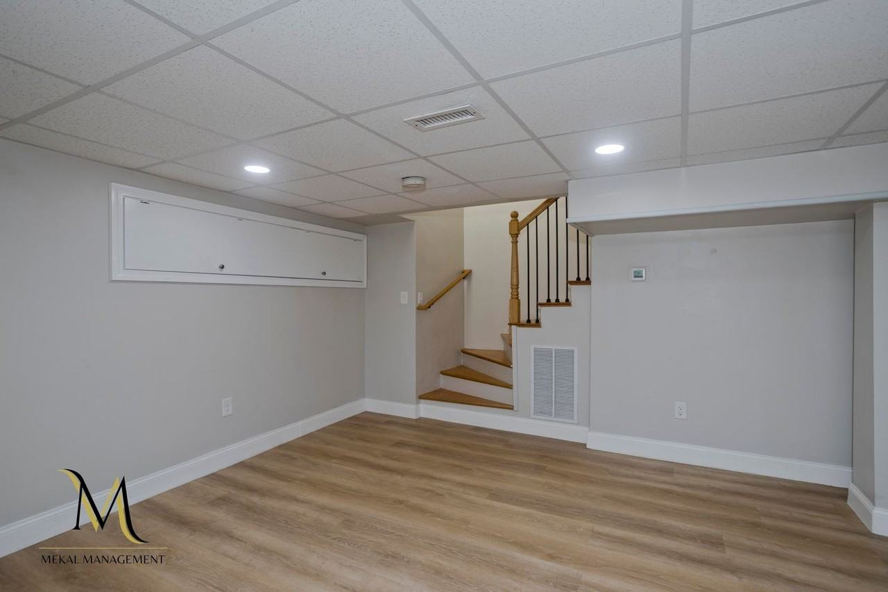 78 Elm St - Photo 5 of 29