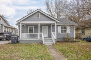 featured image of 2440 Woodbine Ave #1