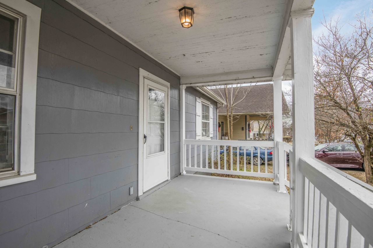 2440 Woodbine Ave #1 - Photo 4 of 28