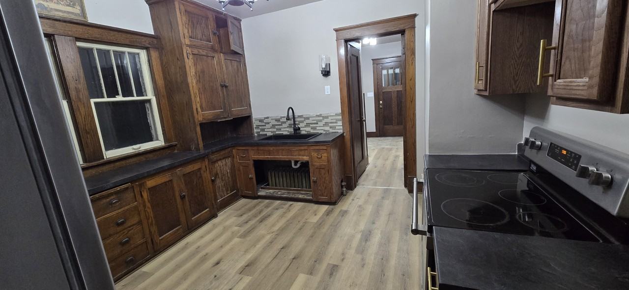 1025 S 17th St #1 - Photo 6 of 22