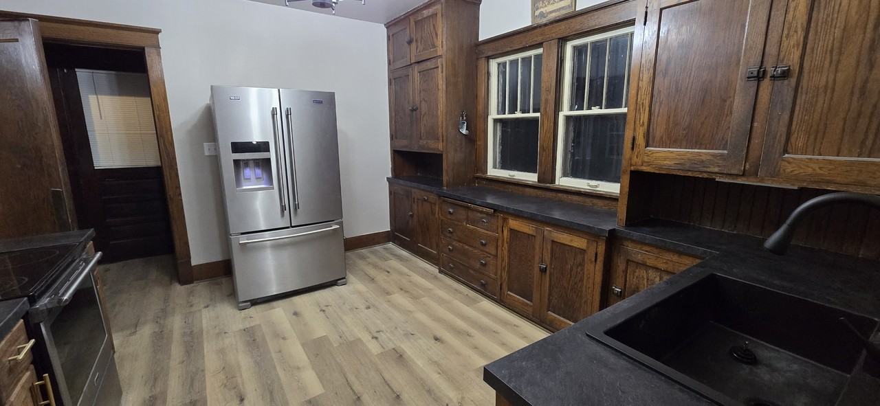 1025 S 17th St #1 - Photo 7 of 22